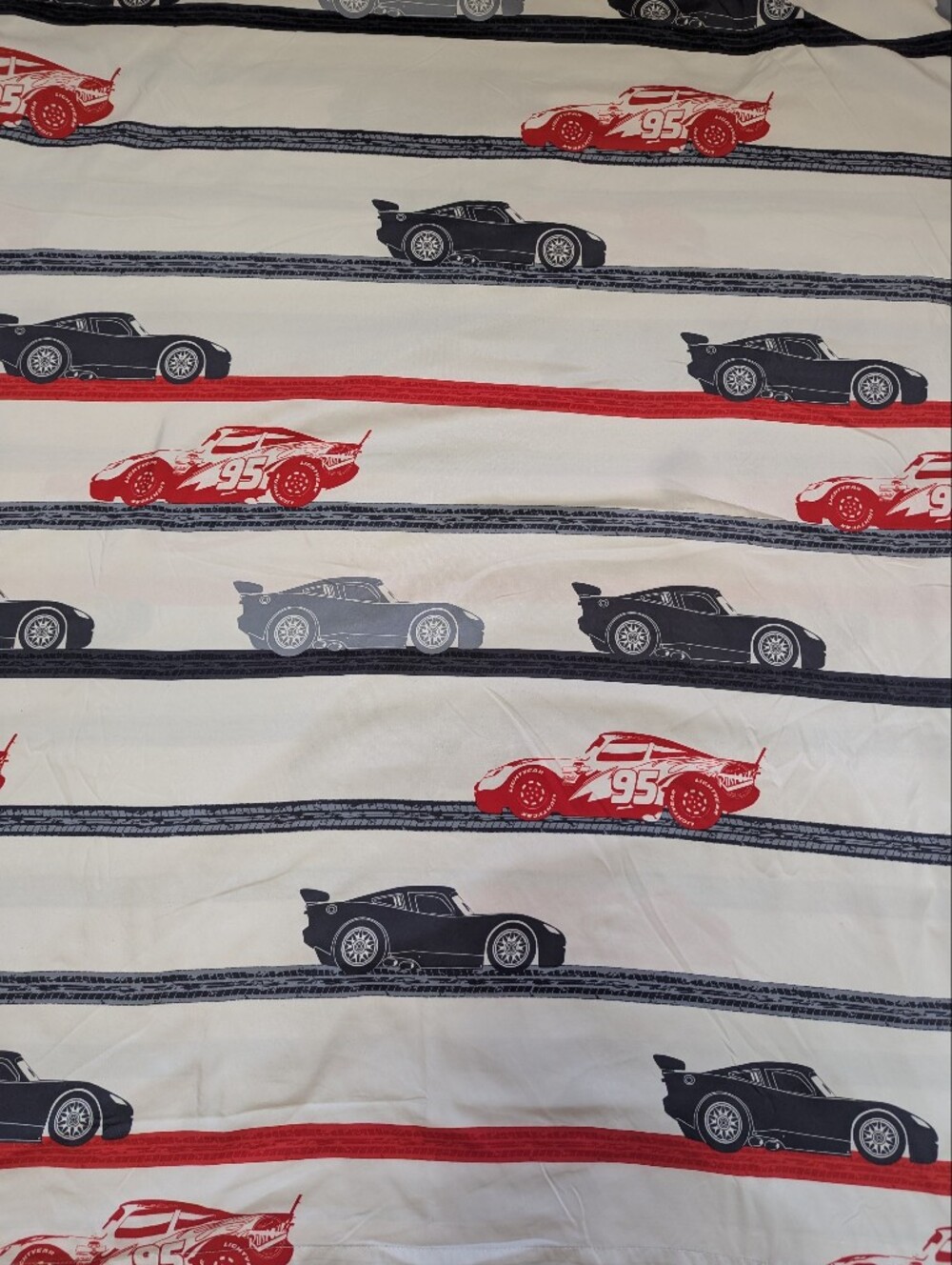 Disney Pixar Cars Lightning Mcqueen 2 Pc Flat Sheet & Pillow Case Set Queen Size